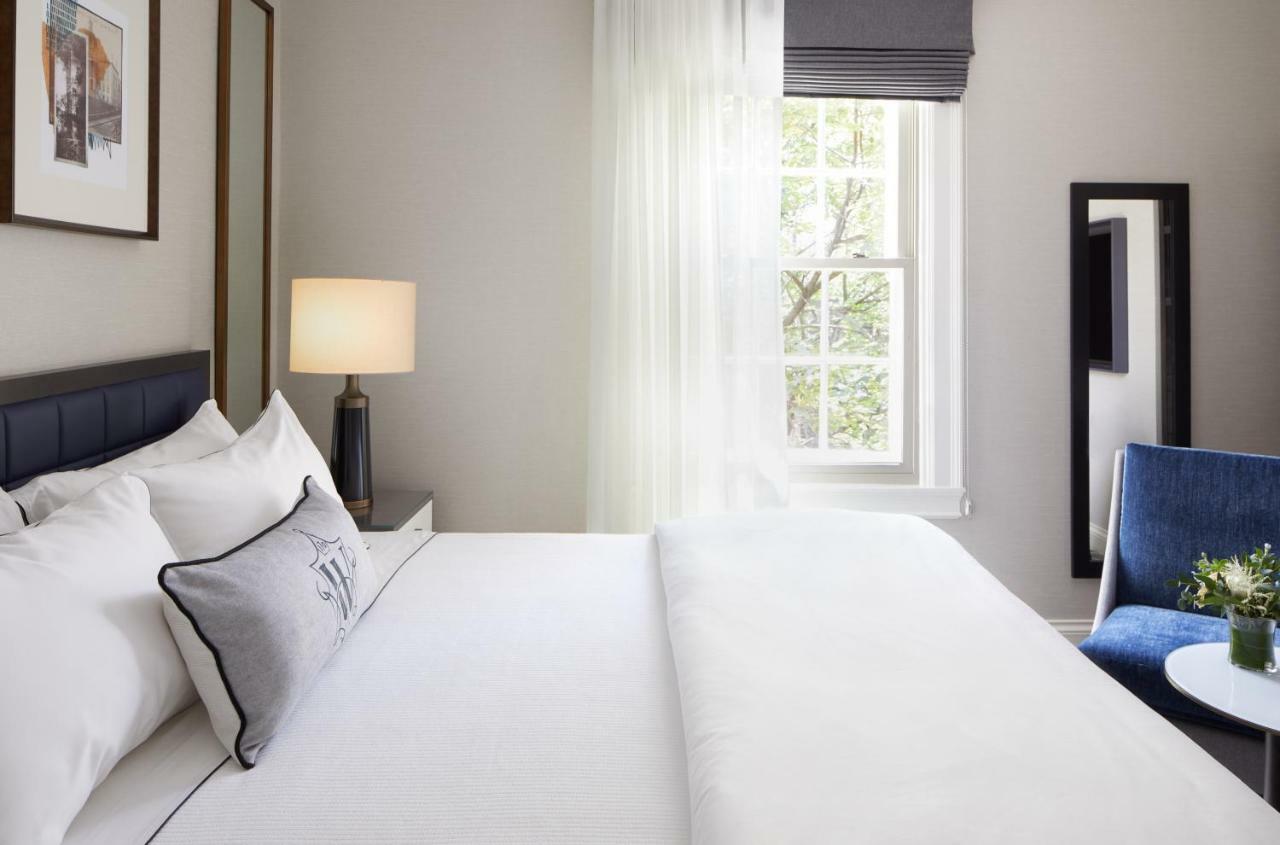 The Whitney Hotel Boston Eksteriør billede A bedroom at the hotel